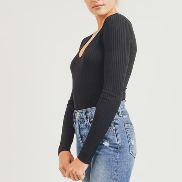 New! ☆ HP! Super Cozy Black Ribbed Snap-Open Bodysuit - Picture 3 of 4